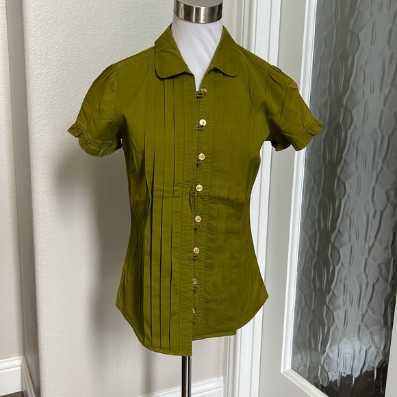 Banana Republic Tops - Banana Republic Top sz S
